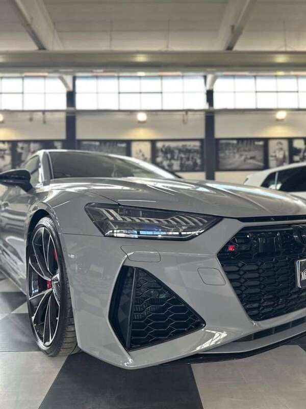 Usata Audi RS7 Ambiente 600 CV (441 kW) 2020 Grigio Utilitaria
