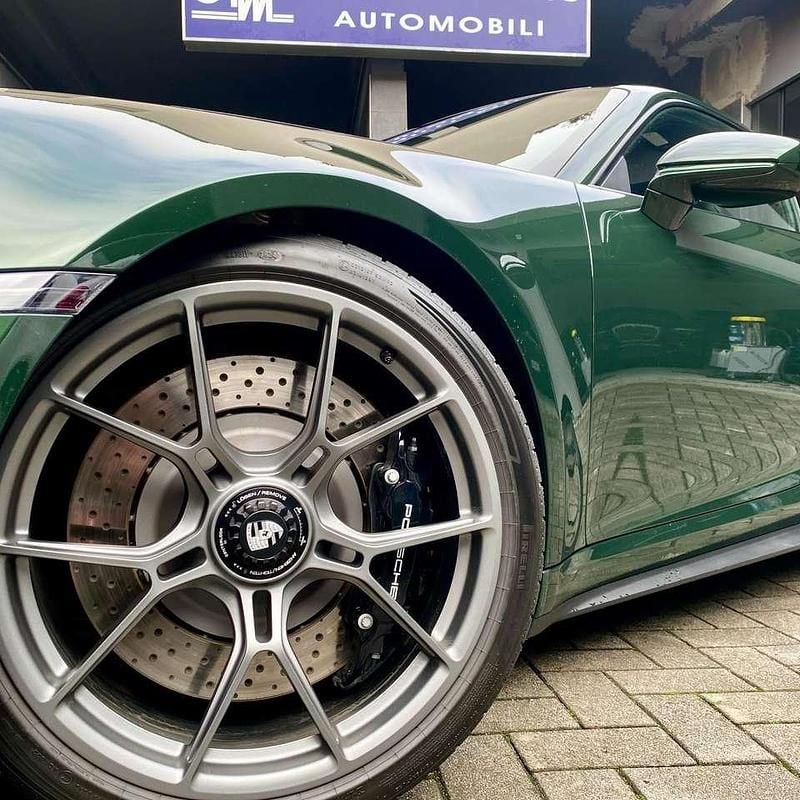 Nuova Porsche 911 GT3 510 CV (375 kW) 2025 Oak green Coupé