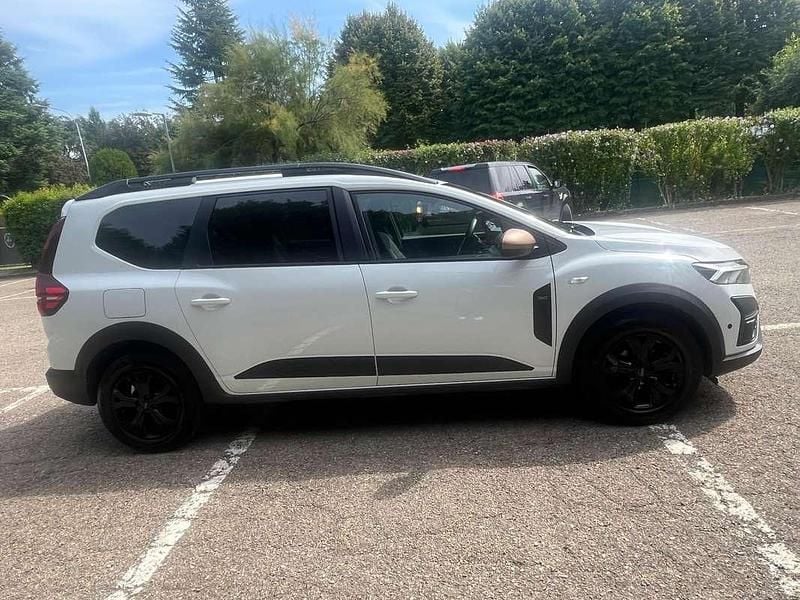 Usata 2024 Dacia Jogger Essentiel Monovolume | 16.300 € (Ottimo prezzo) - Immagine 1/4