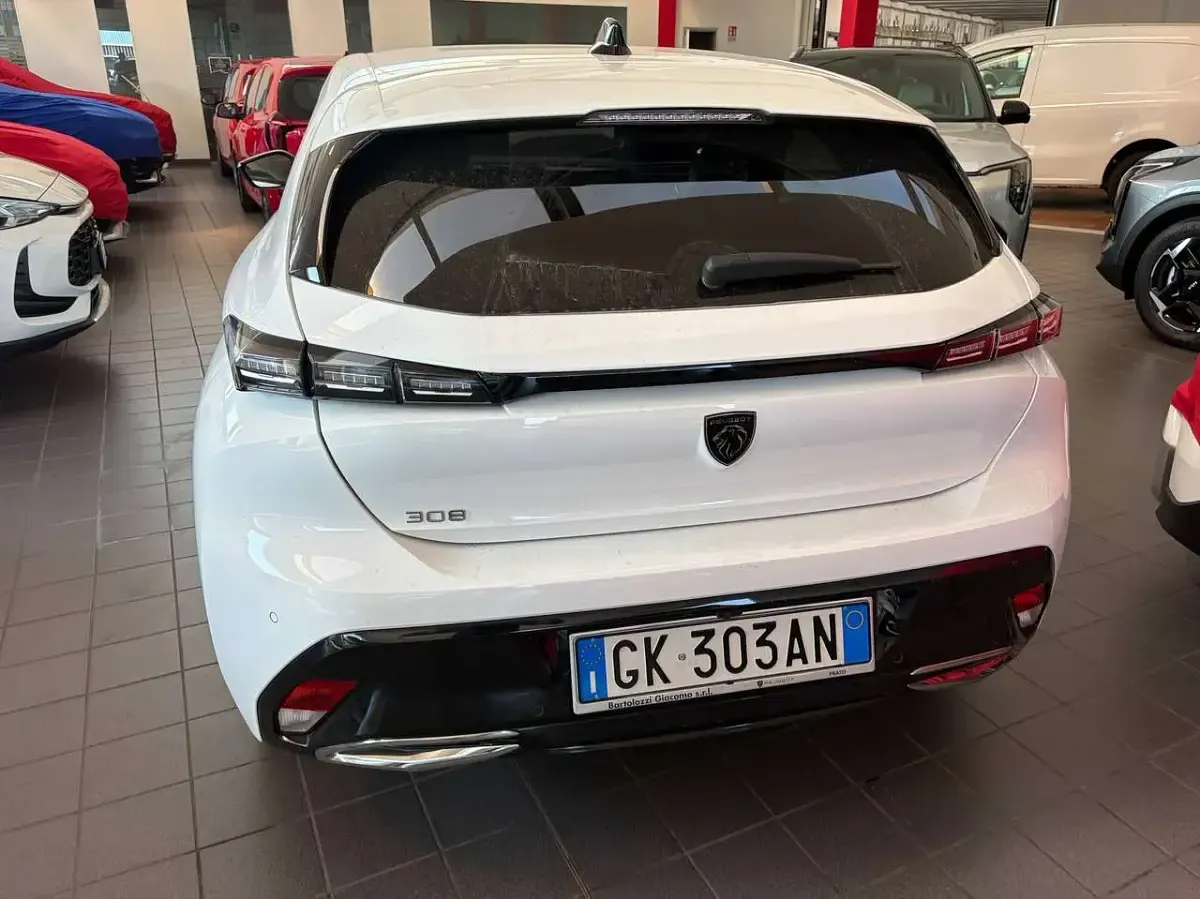 Usata Peugeot 308 Allure 131 CV (96 kW) 2022 Bianco Berlina