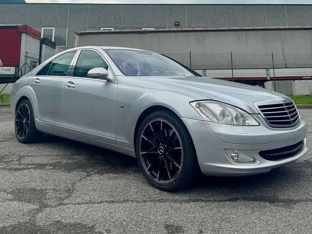 Usata Mercedes S320 235 CV (172 kW) 2008 Argento Berlina