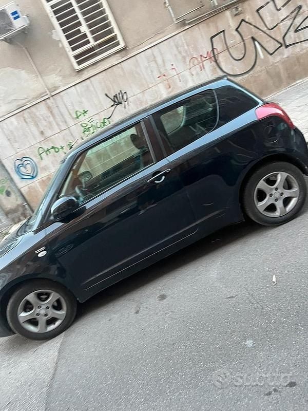 Usata Suzuki Swift 2007 Nero Utilitaria