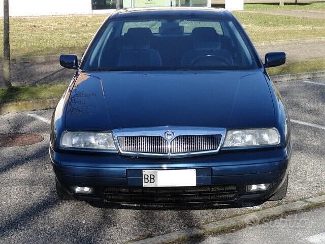 Usata Lancia Kappa 155 CV (114 kW) 1998 Blu Berlina