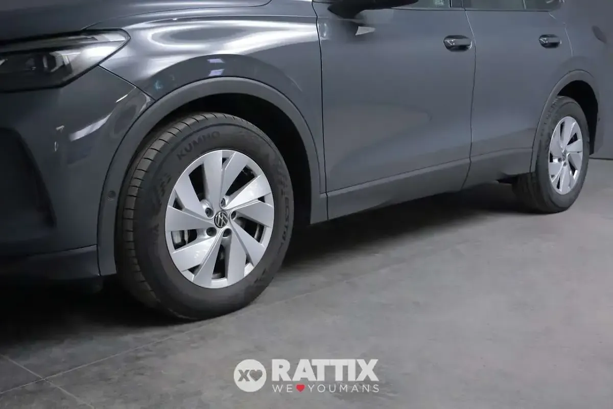 Usata VW Tiguan Life 150 CV (110 kW) 2024 Dolphin grey SUV