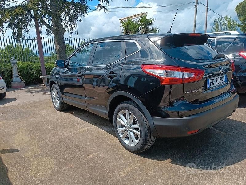 Usata Nissan Qashqai Tekna 110 CV (80 kW) 2017 Nero SUV