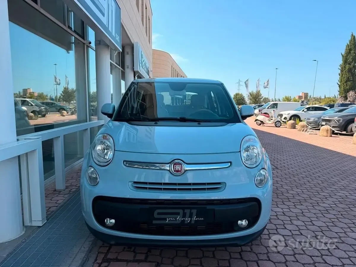 Usata Fiat 500L Lounge 80 CV (58 kW) 2015 Bluazzurro Monovolume