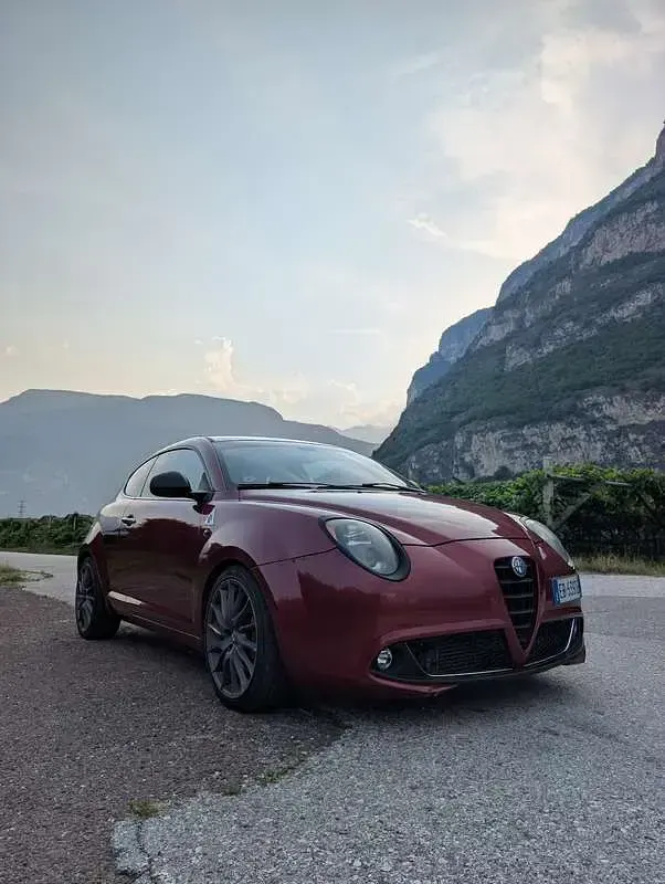 Usata Alfa Romeo MiTo Quadrifoglio Verde 170 CV (125 kW) 2010 Rosso Utilitaria