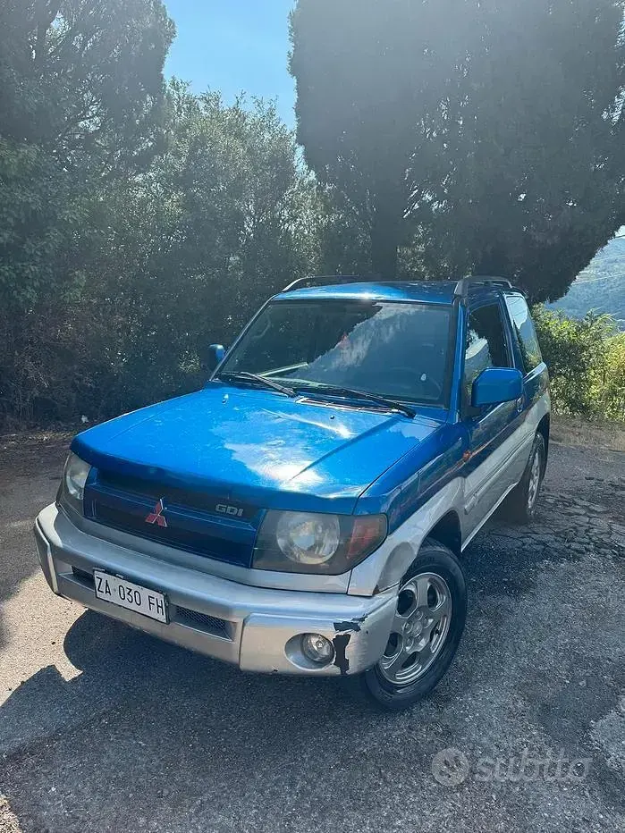 Usata Mitsubishi Pajero Comfort Edition 120 CV (88 kW) 2000 Bluazzurro SUV