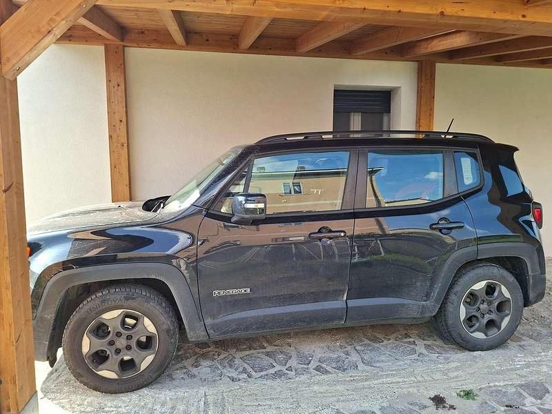 Usata Jeep Renegade Longitude 120 CV (88 kW) 2015 Nero SUV