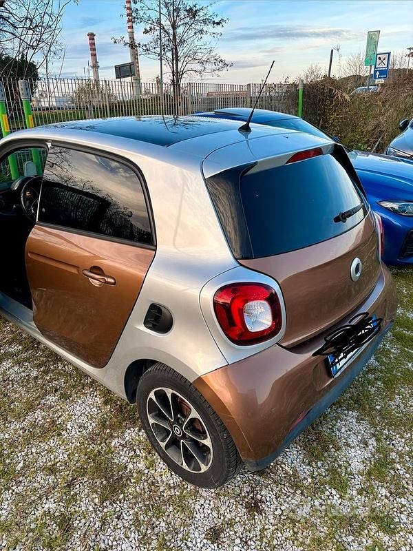 Usata Smart ForFour 2016 Utilitaria