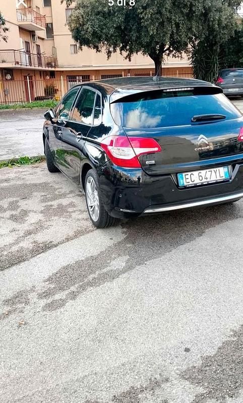 Usado Citroën C4 112 HP (82 kW) 2010 Sedan