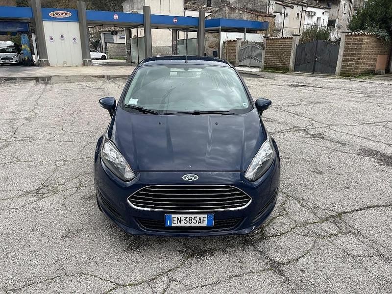Usata Ford Fiesta Business Edition 75 CV (55 kW) 2013 Non specificato Utilitaria