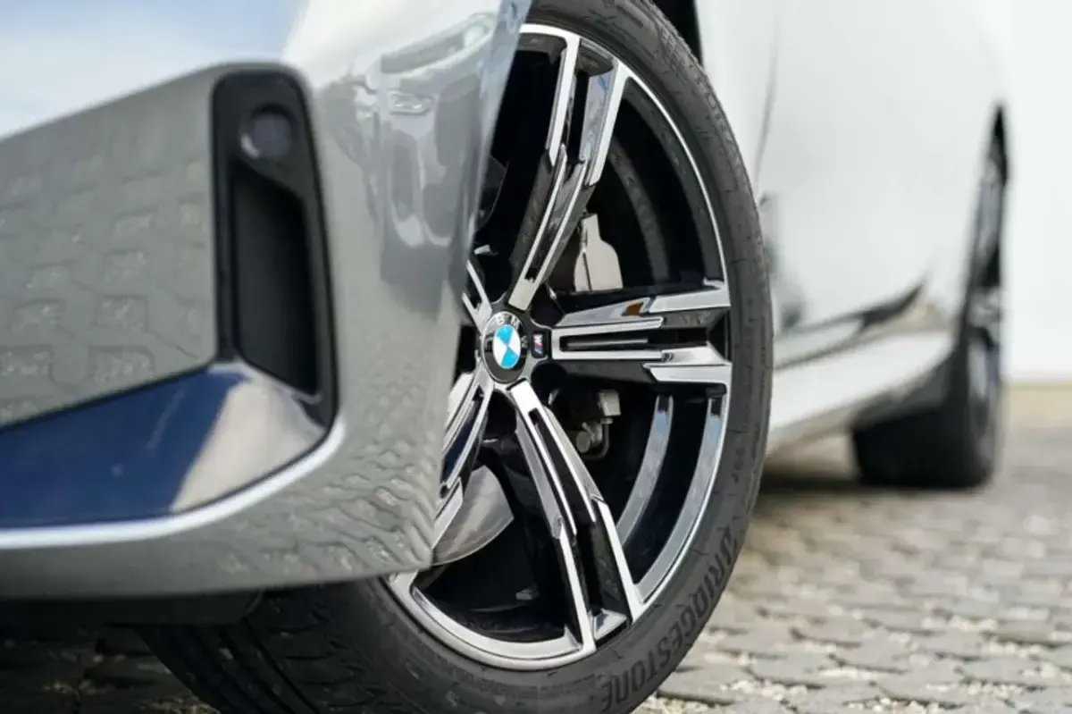 Usata BMW 330 M Sport 286 CV (210 kW) 2025 Grigio Station wagon