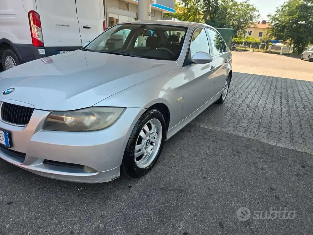 Usata BMW 320 163 CV (119 kW) 2006 Grigio Berlina