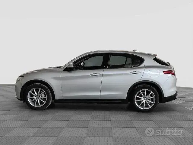 Usata Alfa Romeo Stelvio Executive 190 CV (139 kW) 2020 Grigio SUV