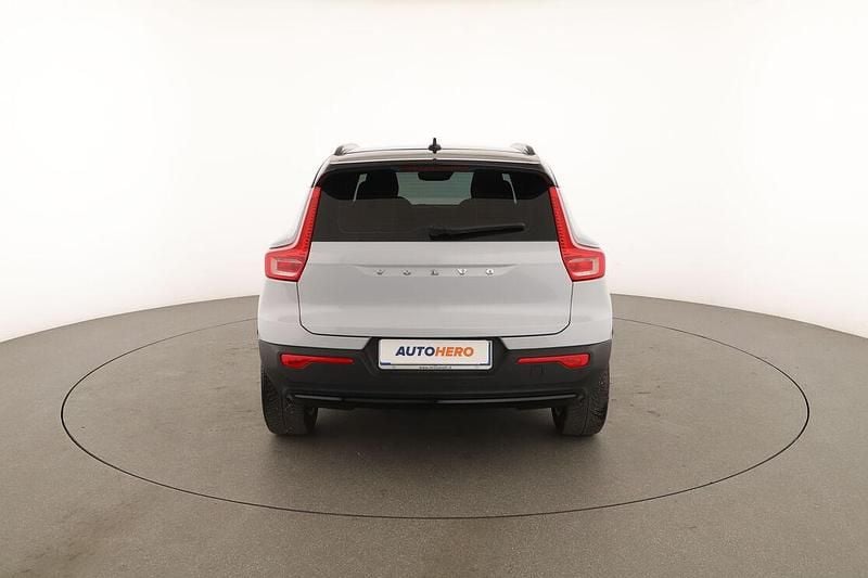 Usata Volvo XC40 R-Design 163 CV (119 kW) 2020 Argento SUV
