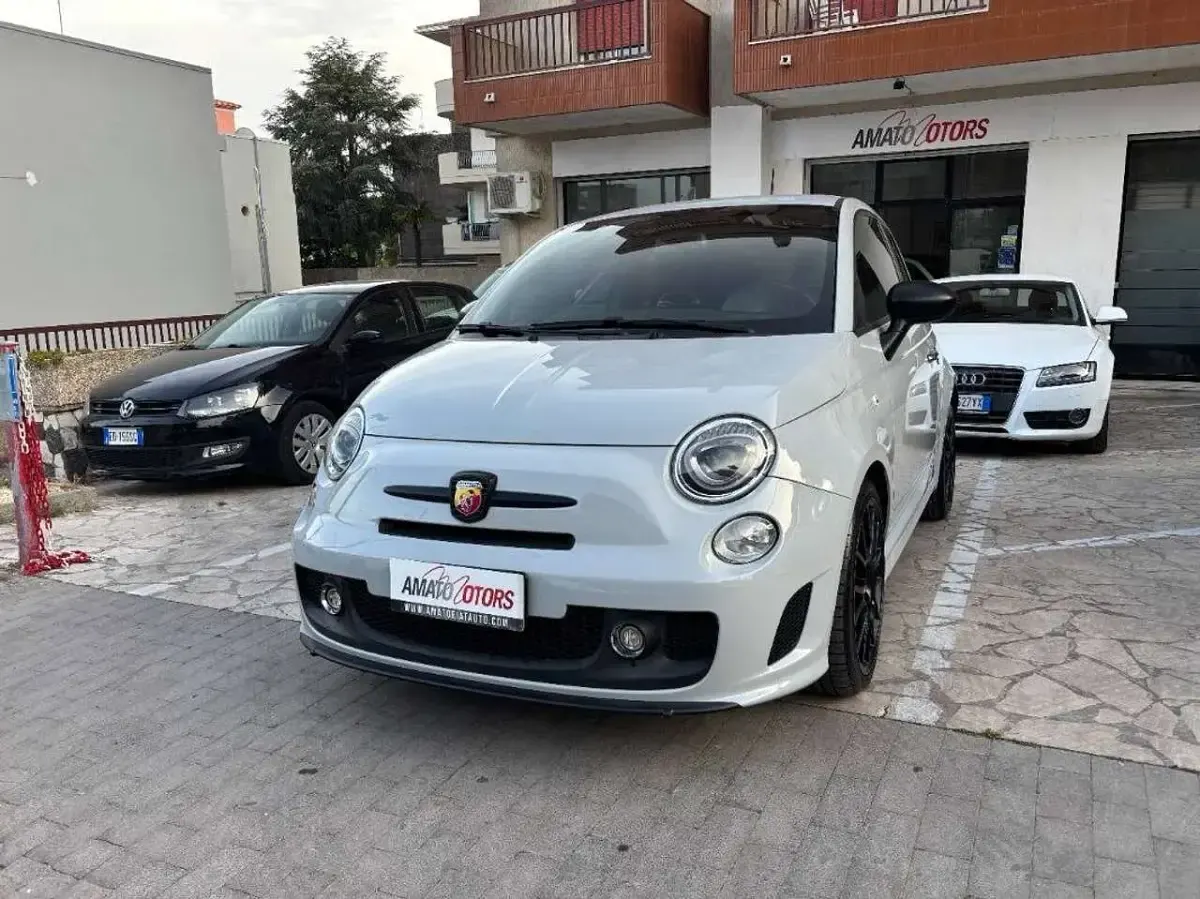 Usata Abarth 500 Custom 135 CV (99 kW) 2015 Grigio Utilitaria