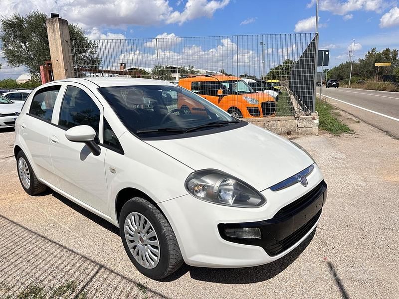 Usata Fiat Punto Evo 75 CV (55 kW) 2012 Bianco Utilitaria