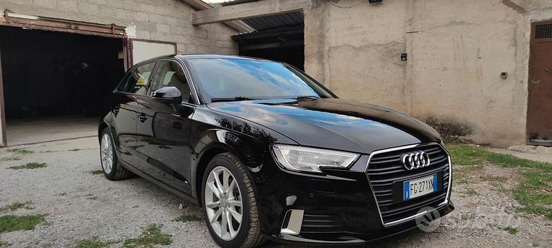 Usata Audi A3 Design 110 CV (80 kW) 2016 Nero Berlina