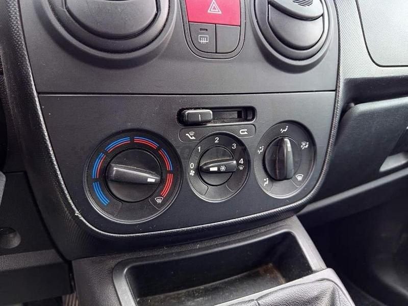 Usata Peugeot TePee Active 80 CV (58 kW) 2016 Blu Berlina