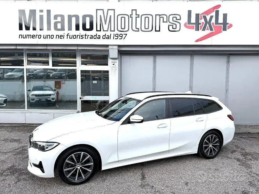 Usata BMW 320e M Sport 190 CV (139 kW) 2021 Bianco Station wagon