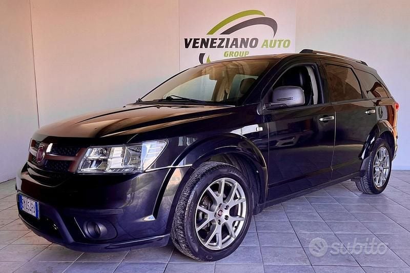 Usata Fiat Freemont 140 CV (102 kW) 2012 Nero SUV