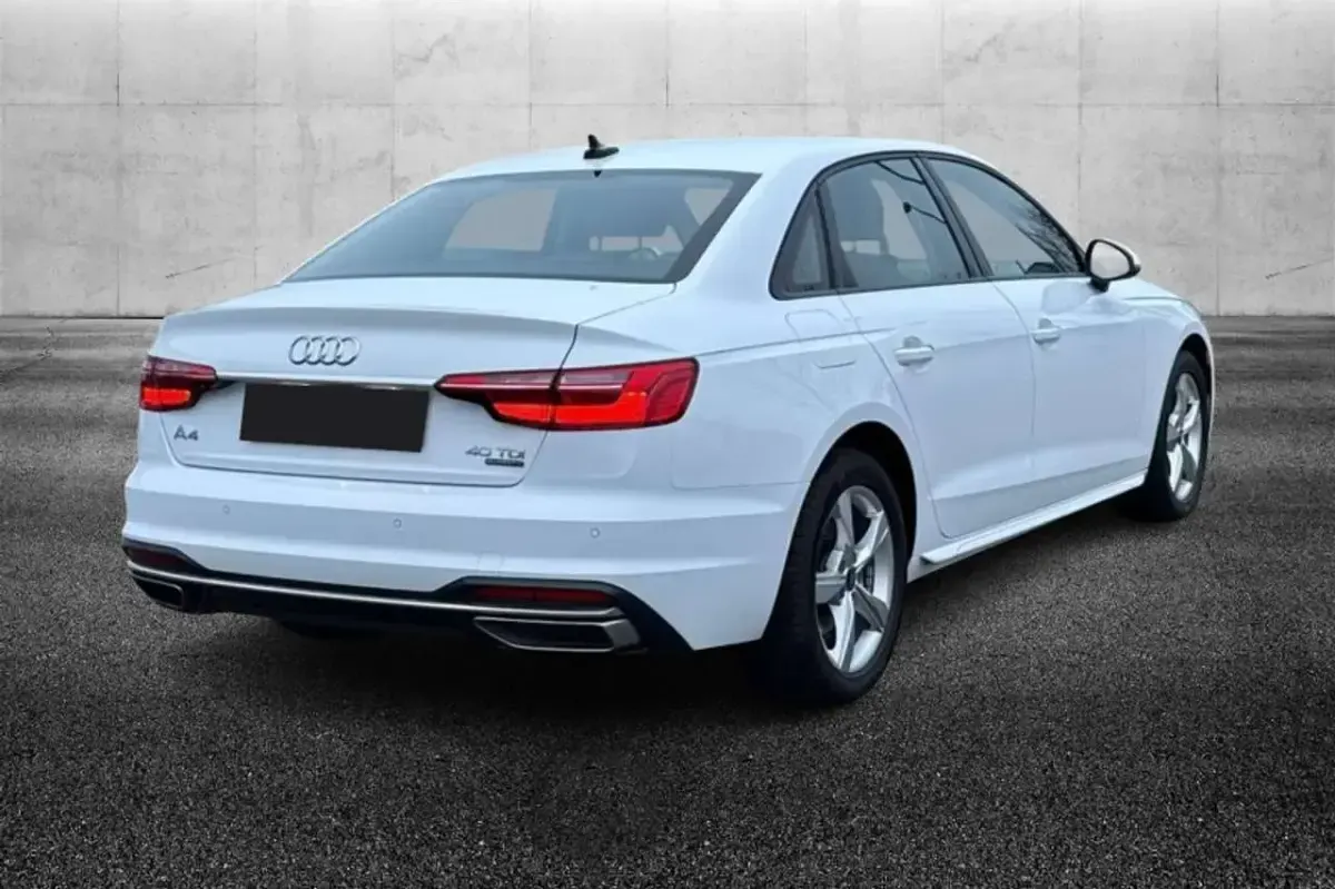 Usata Audi A4 Advanced 204 CV (150 kW) 2022 Bianco Berlina