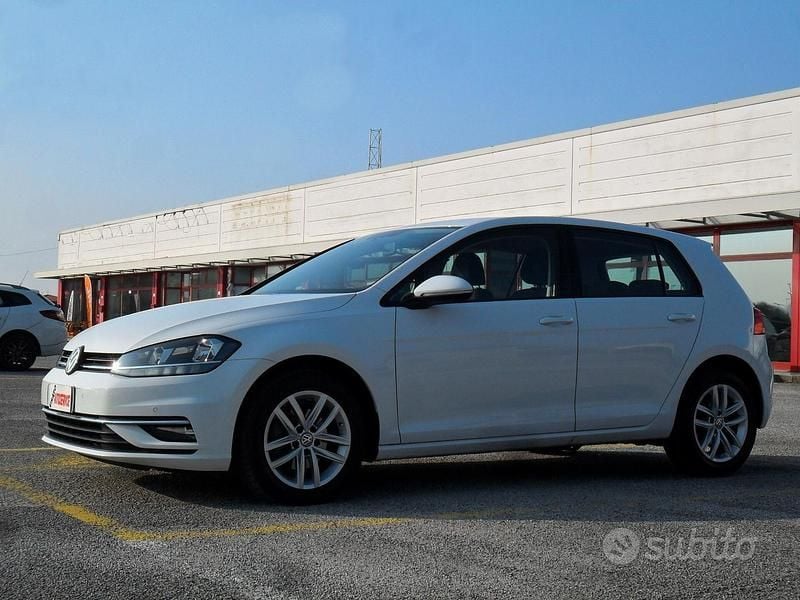 Usata VW Golf VII Business 116 CV (85 kW) 2019 Bianco Berlina