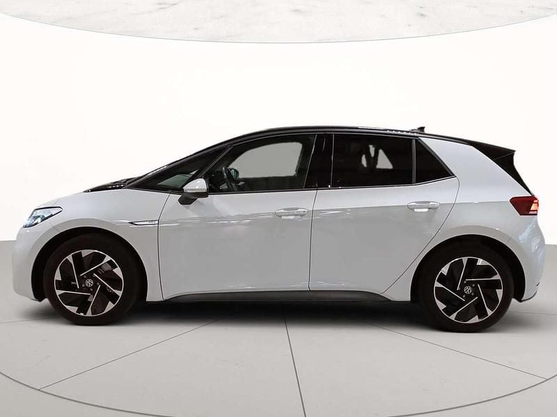 Usata VW ID.3 Pro Performance 69 kW (95 CV) 2022 Glacier white metallizzato nero Utilitaria