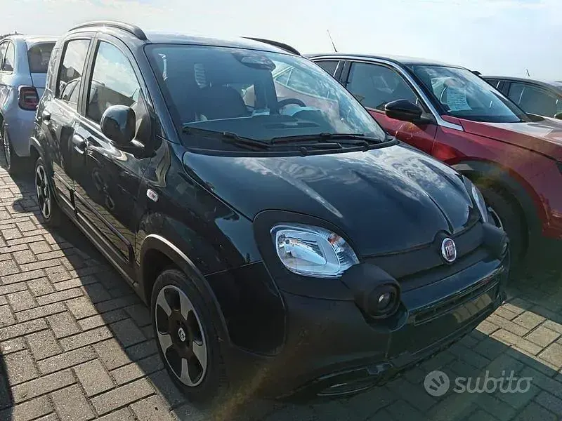 Nuova Fiat Panda Icon 70 CV (51 kW) 2025 Verde Utilitaria
