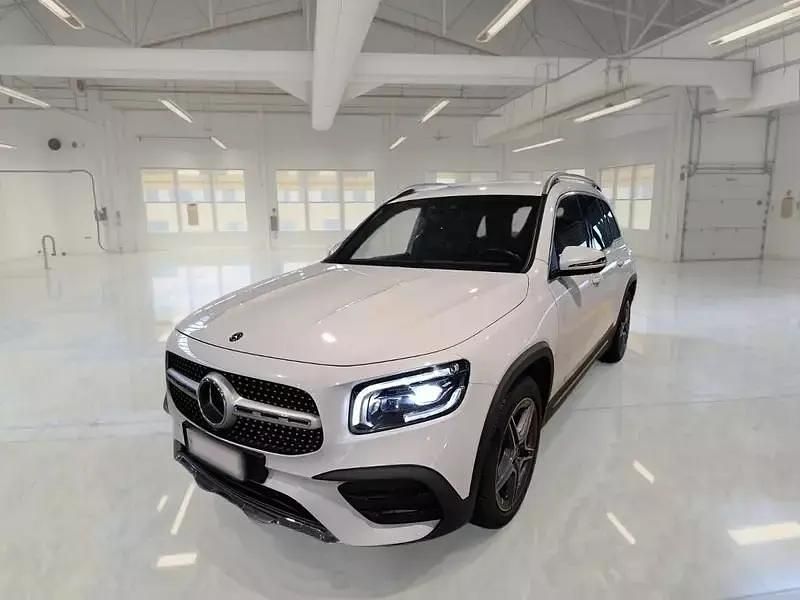 Bianco Usata 2021 Mercedes GLB200 Premium SUV | 35.250 € (Molto cara) - Immagine 1/4
