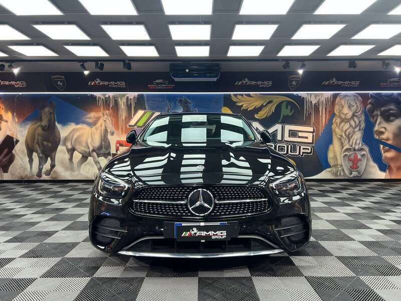 Usata Mercedes E300 Premium 194 CV (142 kW) 2020 Nero Berlina