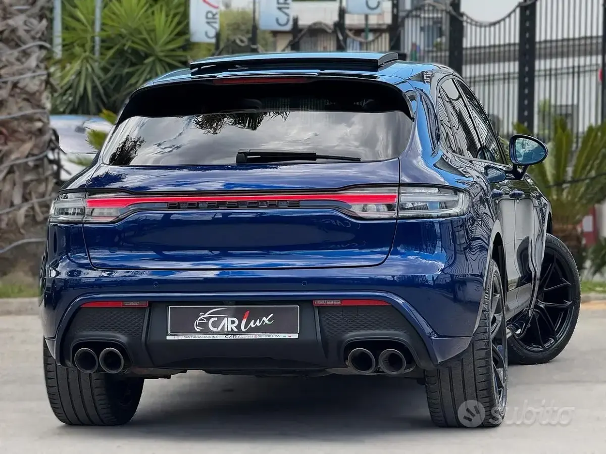Usata Porsche Macan 265 CV (194 kW) 2021 Bluazzurro SUV