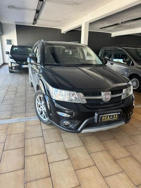 Usata Fiat Freemont 140 CV (102 kW) 2012 Nero SUV