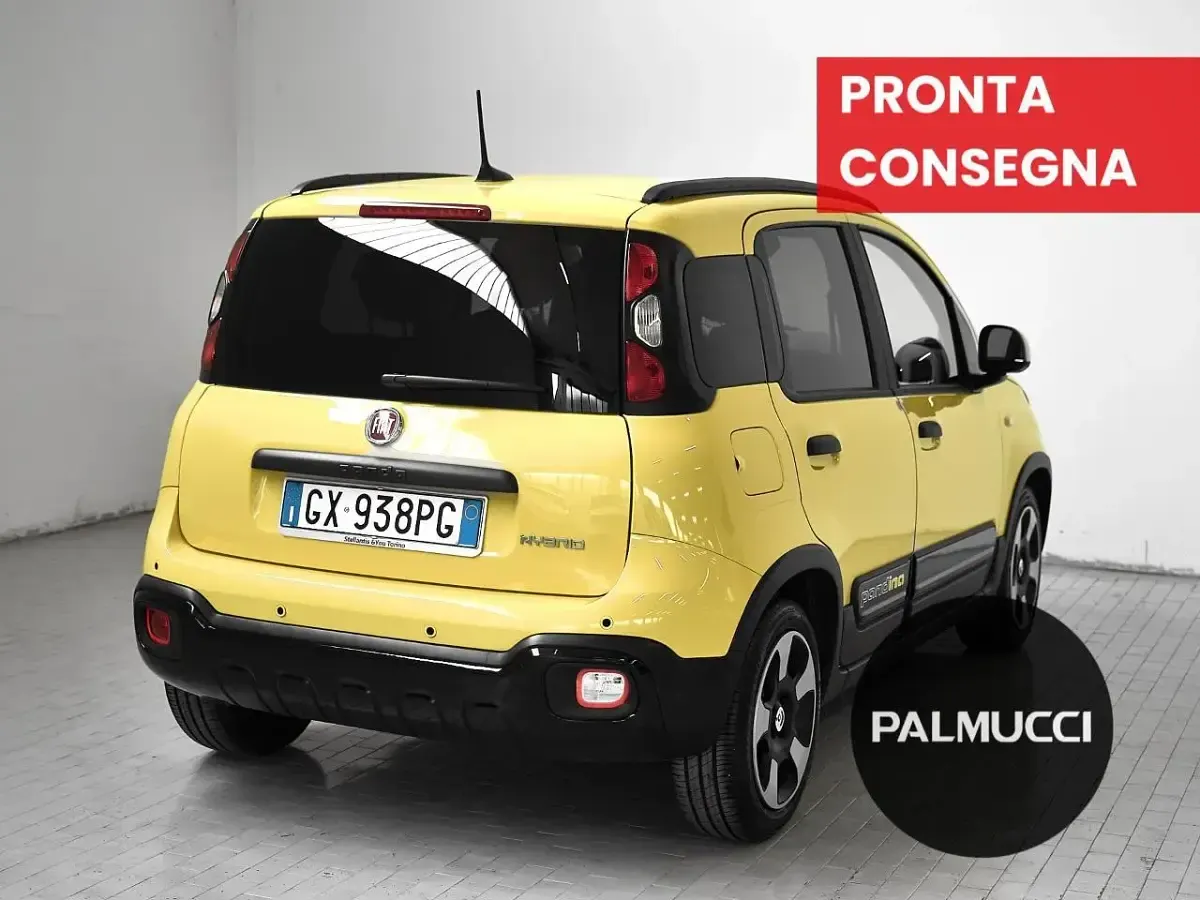 Usata Fiat Panda Cross Cross 70 CV (51 kW) 2025 Giallo Utilitaria