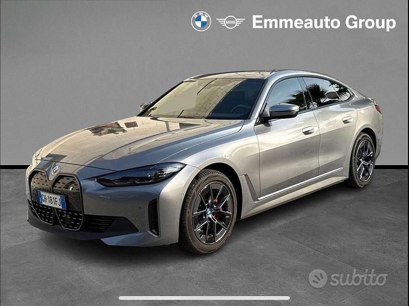 Usata 2022 BMW i4 Sport Line Tre volumi | 30.500 € (Buon prezzo) - Immagine 1/4