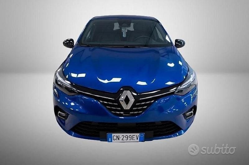 Usata Renault Clio V Techno 100 CV (73 kW) 2023 Blu Berlina
