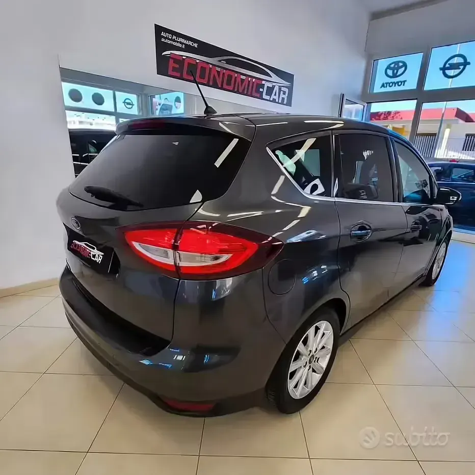 Usata Ford C-MAX Titanium 120 CV (88 kW) 2017 Grigio Monovolume