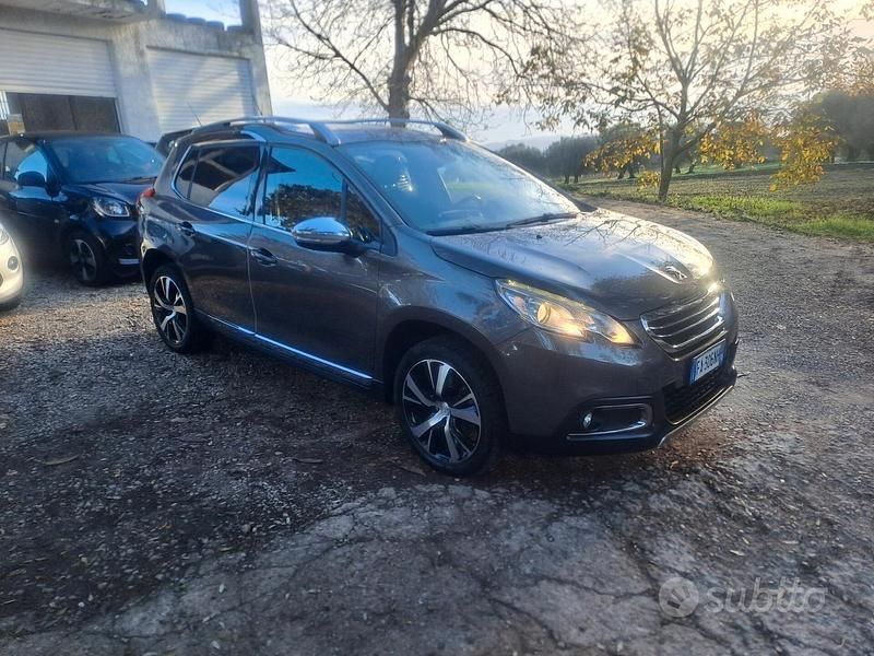 Usata Peugeot 2008 S 119 CV (87 kW) 2015 Grigio SUV