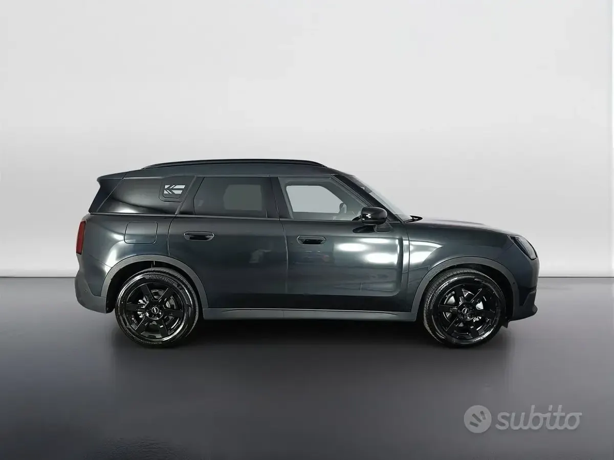 Usata Mini Countryman Classic 163 CV (119 kW) 2025 Bluazzurro SUV