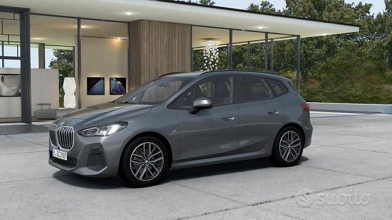 Nuova BMW 218 Active Tourer M Sport 2025 Grigio Monovolume