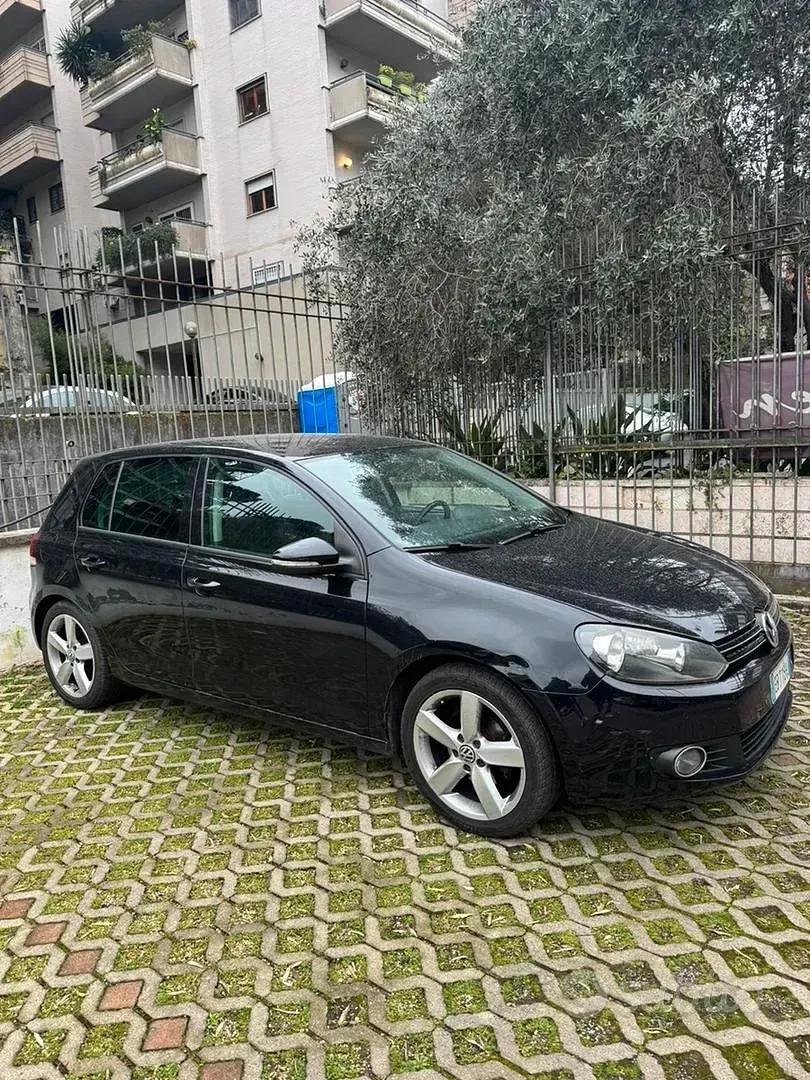 Usata VW Golf VI 110 CV (80 kW) 2012 Nero