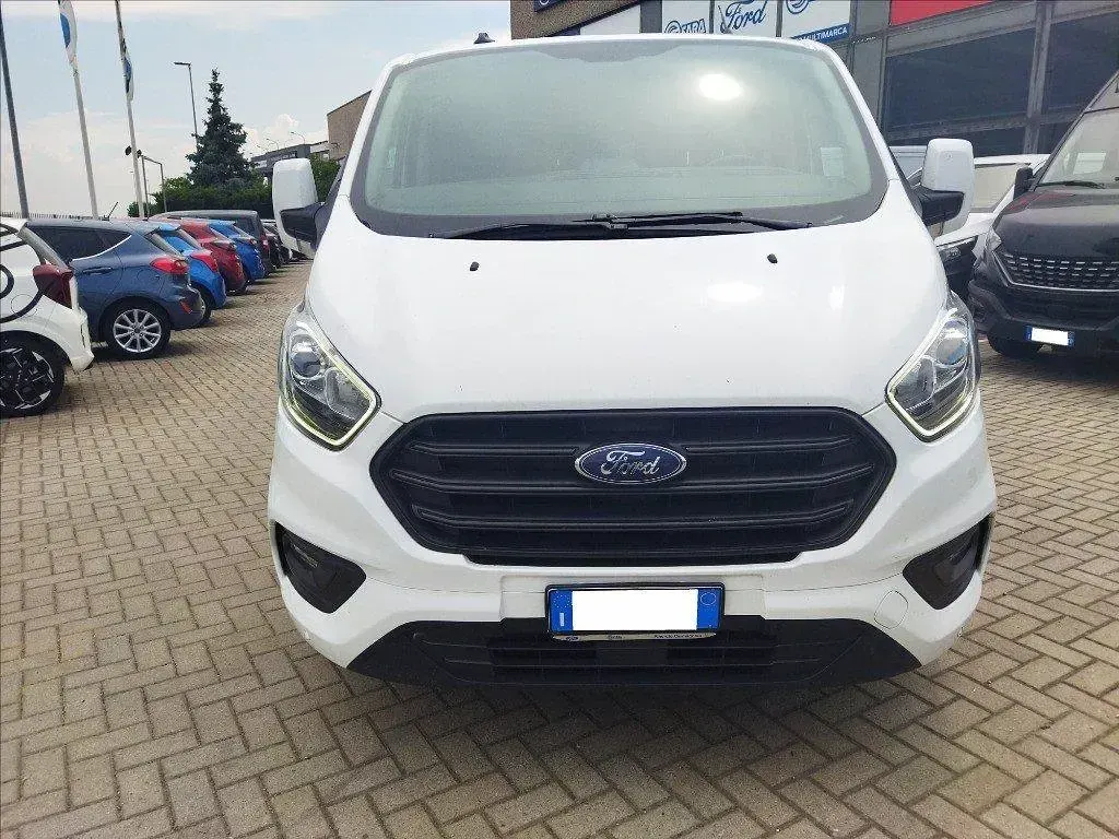 Usata Ford Transit Custom Trend 131 CV (96 kW) 2021 Bianco pastello Cabrio