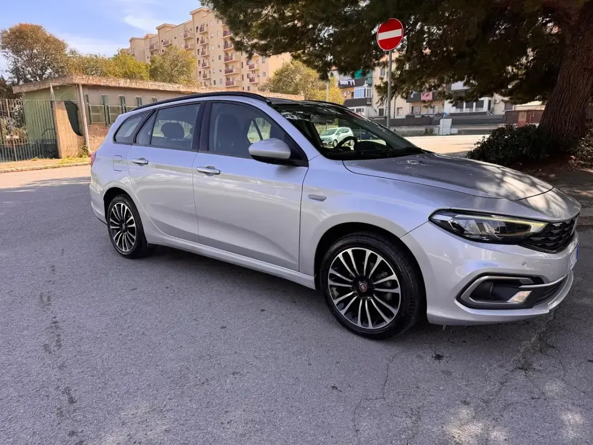 Usata Fiat Tipo City Life 100 CV (73 kW) 2022 Argento Station wagon