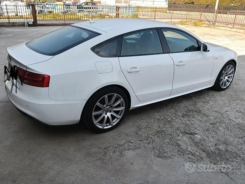 Usata Audi A5 Sportback S-Line 177 CV (130 kW) 2011 Bianco Utilitaria