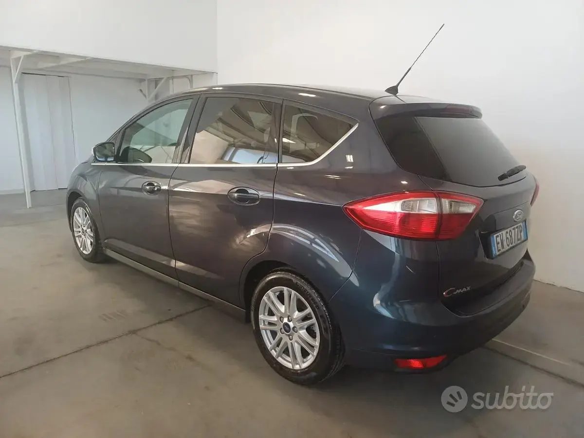 Usata Ford C-MAX Titanium 116 CV (85 kW) 2014 Grigio Monovolume