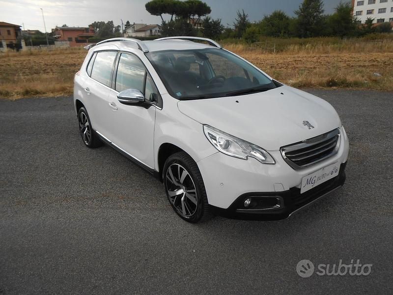Usata Peugeot 2008 Allure 115 CV (84 kW) 2013 Bianco SUV