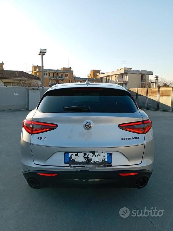 Usata Alfa Romeo Stelvio 2020 Grigio SUV