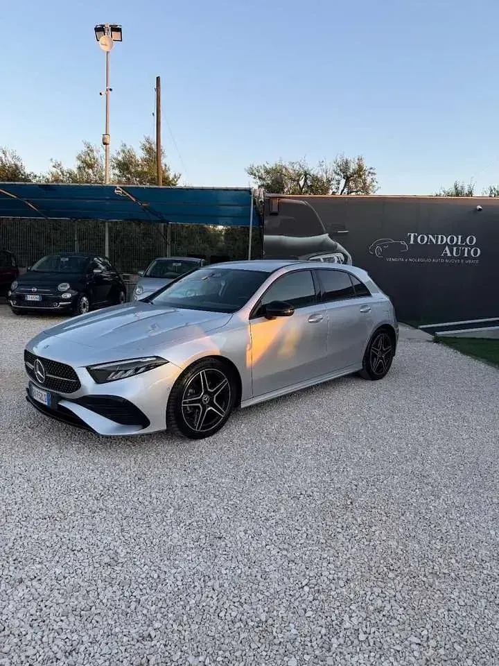 Usata Mercedes A140 AMG 150 CV (110 kW) 2023 Grigio chiaro Berlina