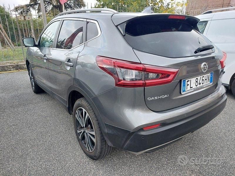 Usata Nissan Qashqai 110 CV (80 kW) 2017 Grigio SUV